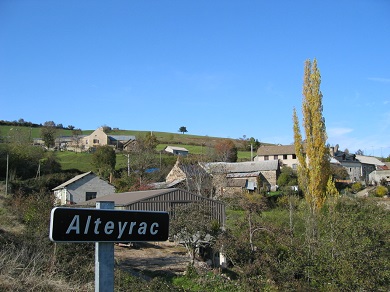 Hameau d'Alteyrac - Commune de Chirac (Lozère)