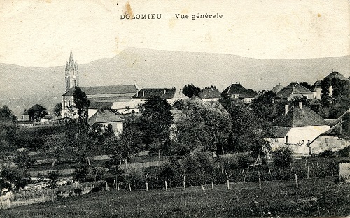 Carte postale anciene - Dolomieu - Vue générale