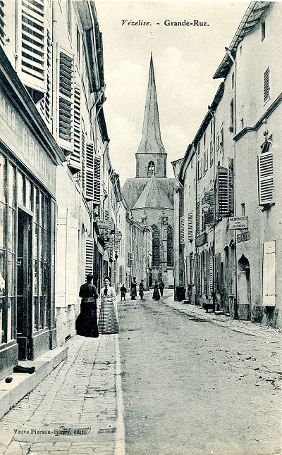 Vézelise - La Grand-Rue